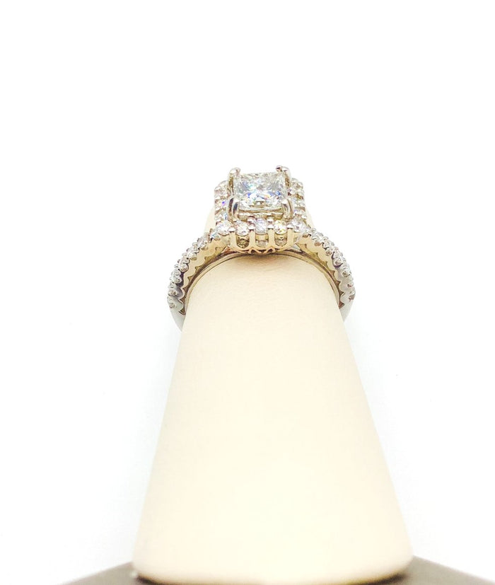 #10122434 PRINCESS CUT SOLITAIRE DIAMOND RING