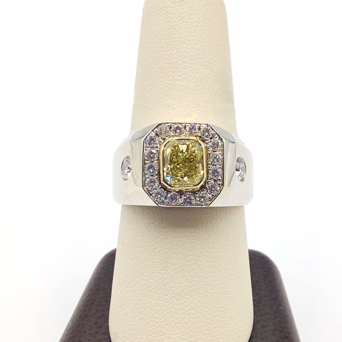 #10083651 MEN'S FANCY YELLOW DIAMOND RING