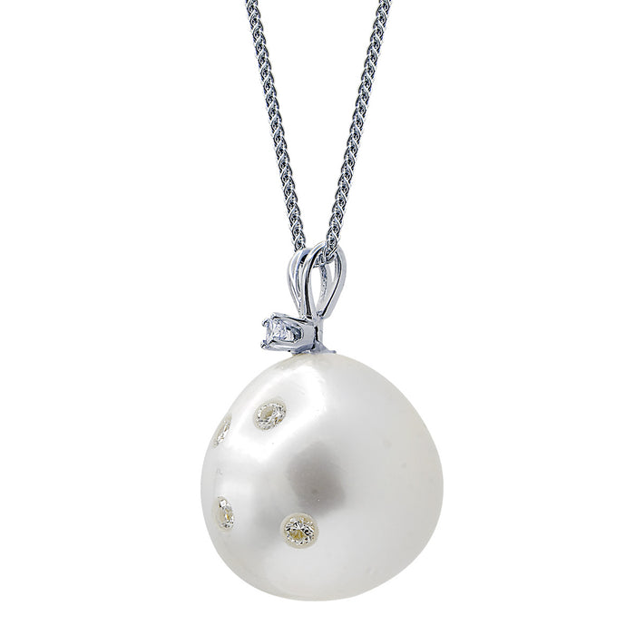 PEARL & DIAMOND PENDANT