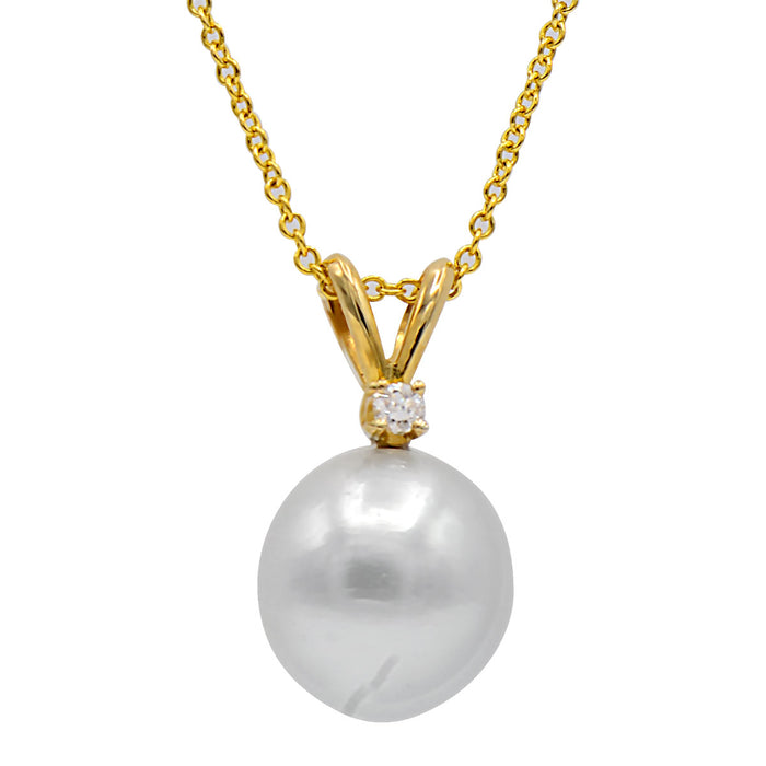 PEARL & DIAMOND PENDANT